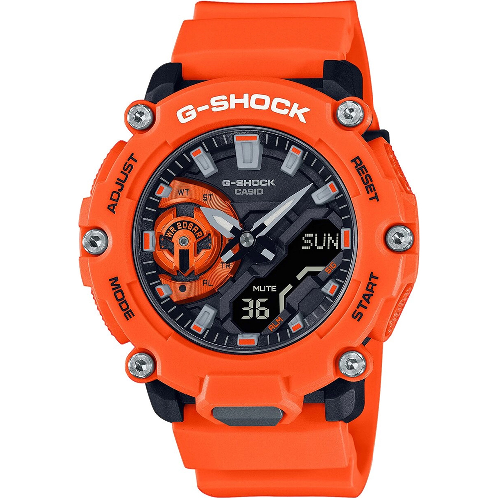 G-Shock Classic Style GA-2200M-4AER Carbon Core Guard Horloge